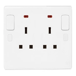 UMS 2G SP SWITCH SOCKET OUTLET NEON 13A 6213N